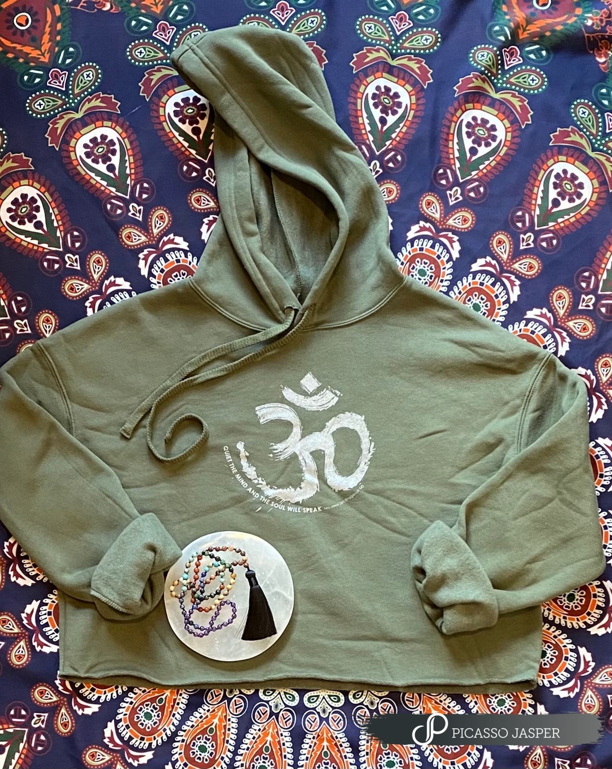 Last One! OM: Quiet the Mind & the Soul will Speak, Crop Hoodie