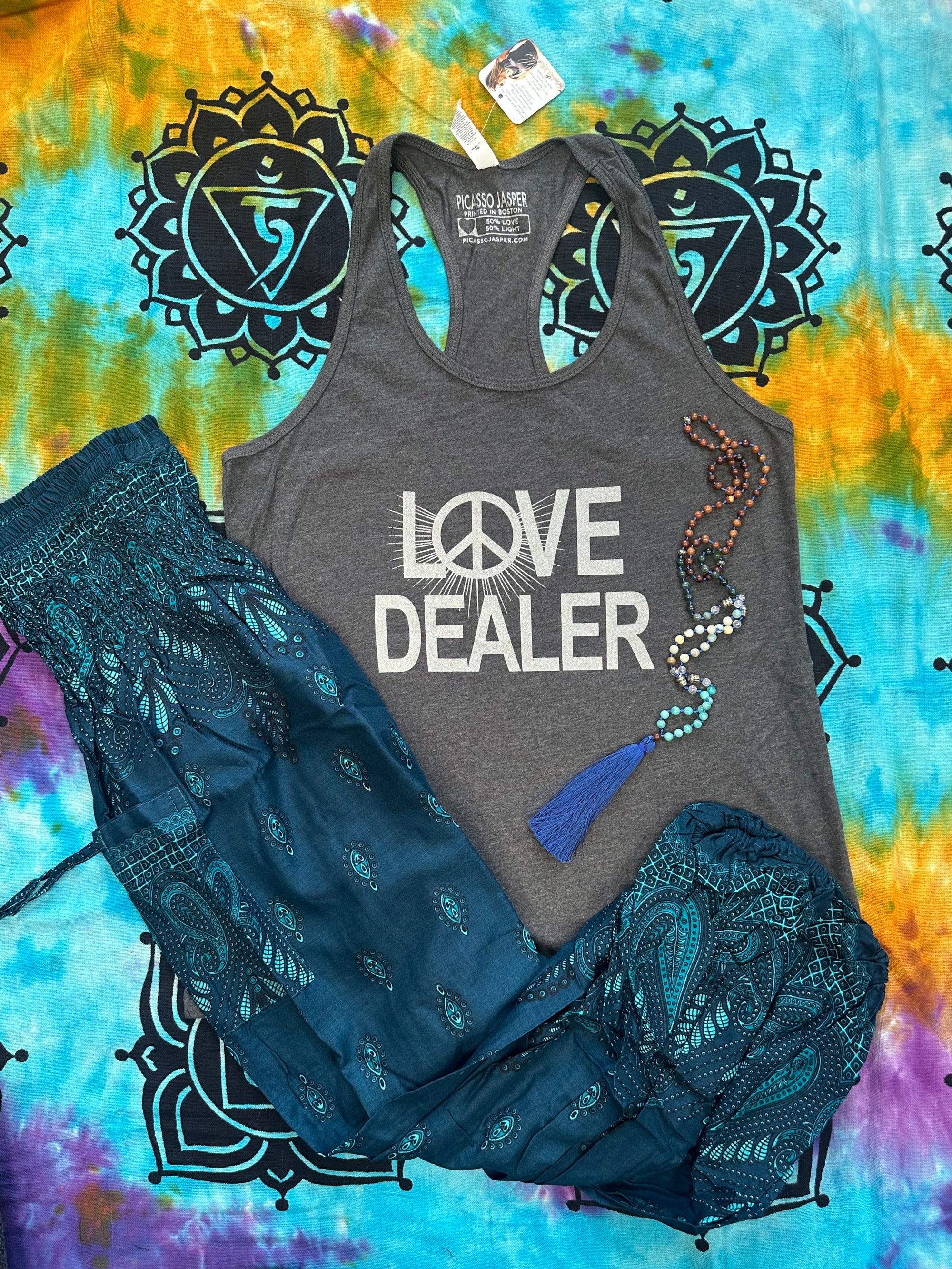 Love Dealer, Tank