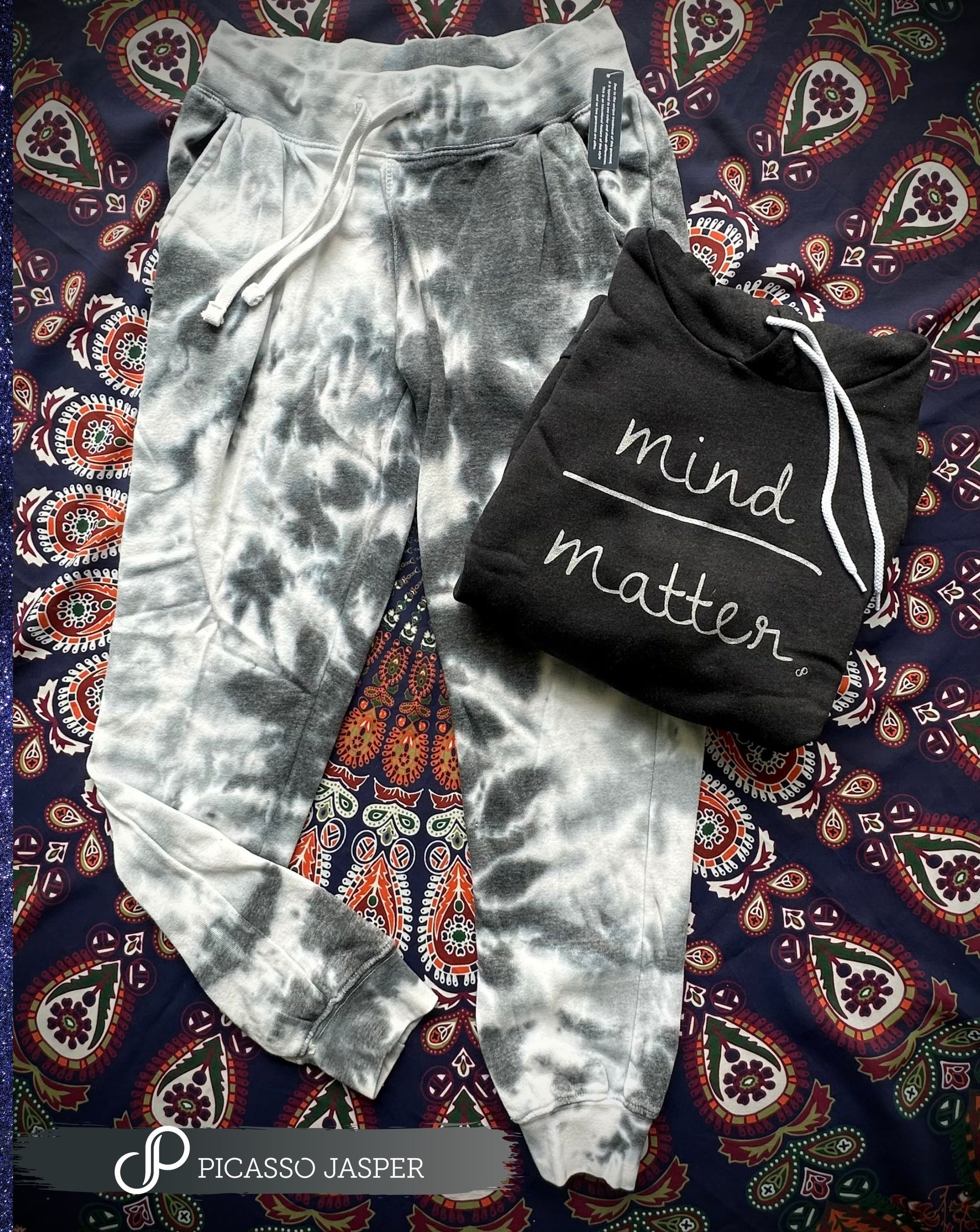 Mind Over Matter, Boyfriend Hoodie