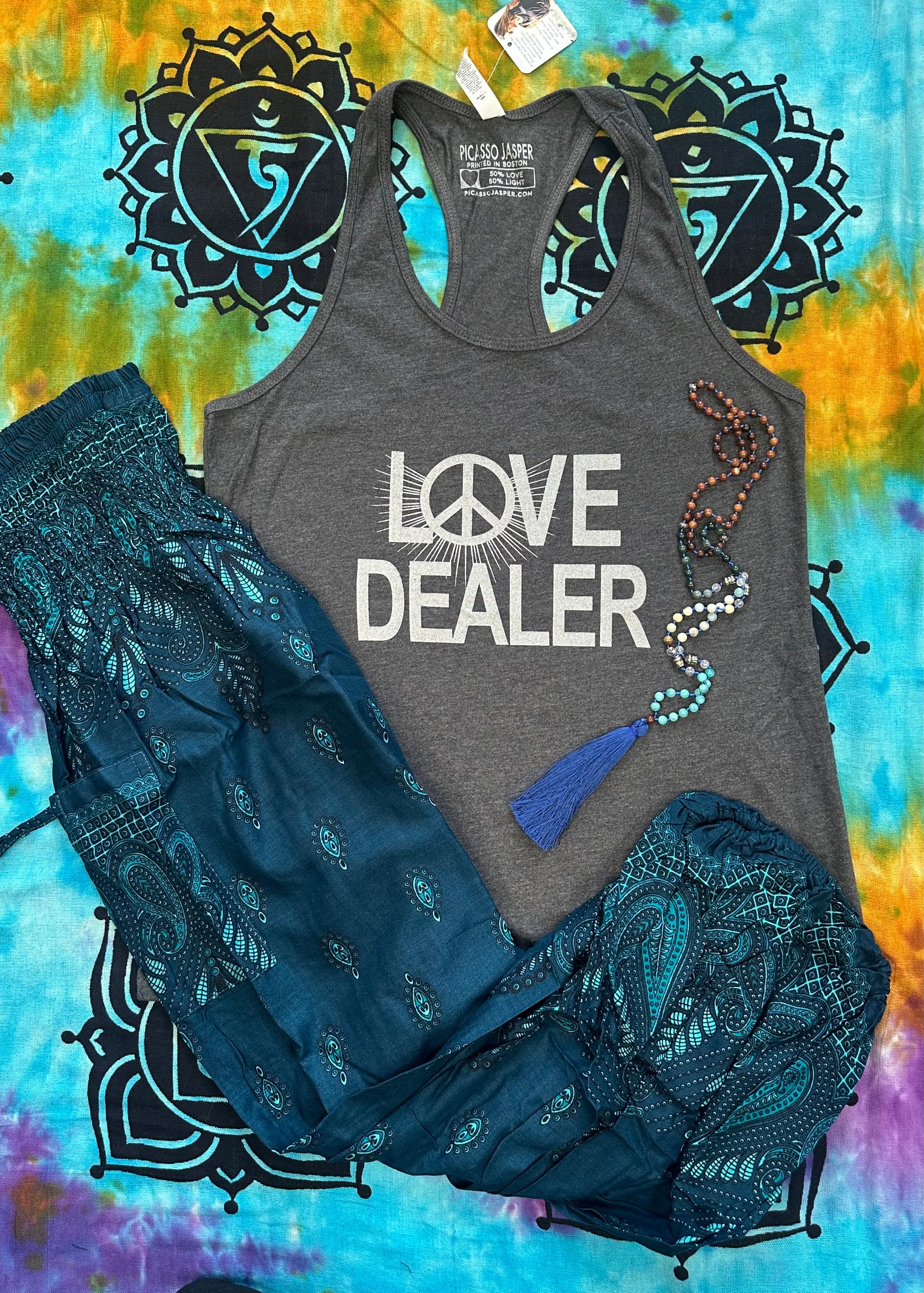 Love Dealer, Tank