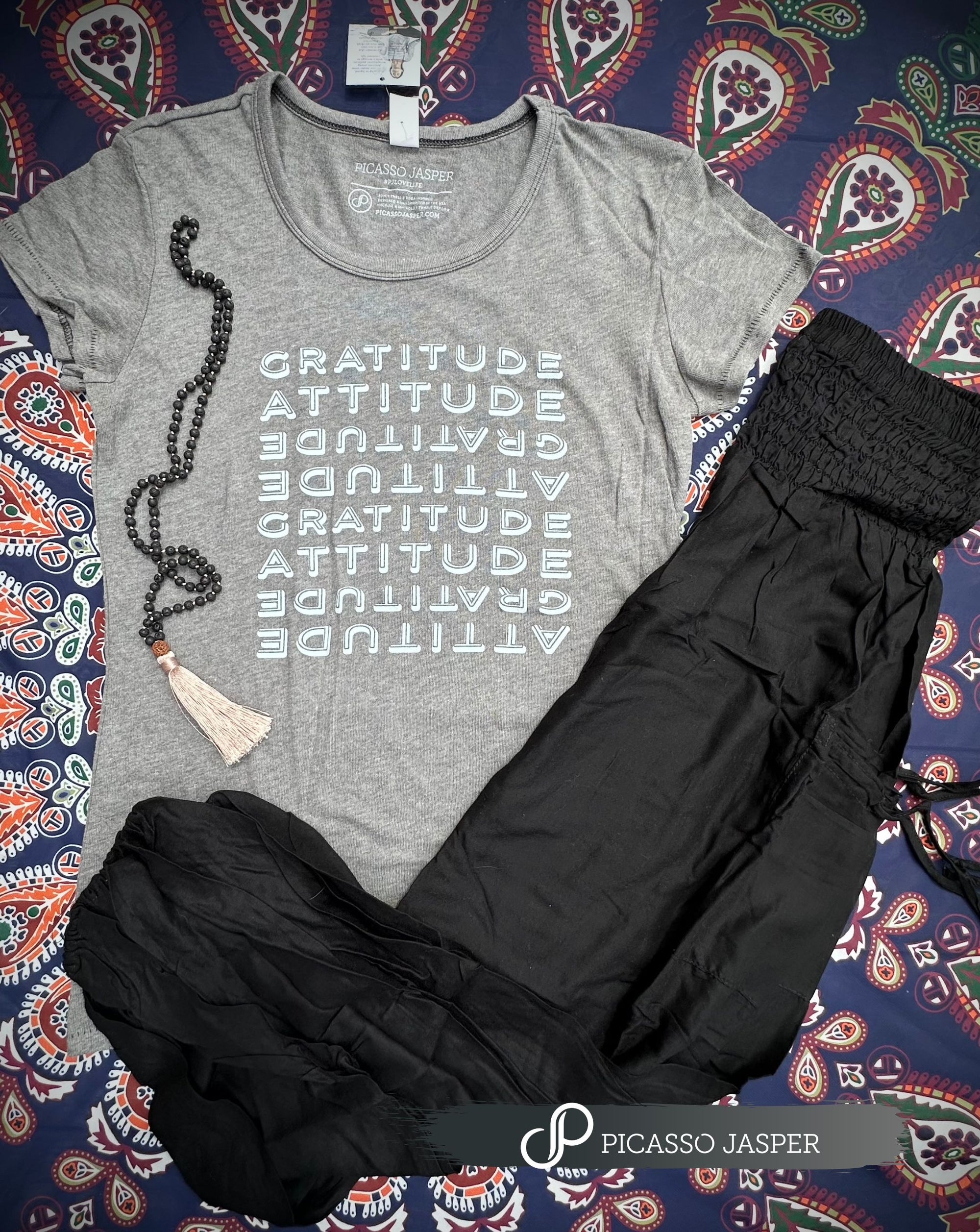 Gratitude Attitude, Tee